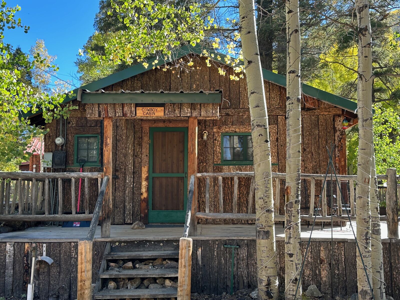 Cowboy Cabin exterior