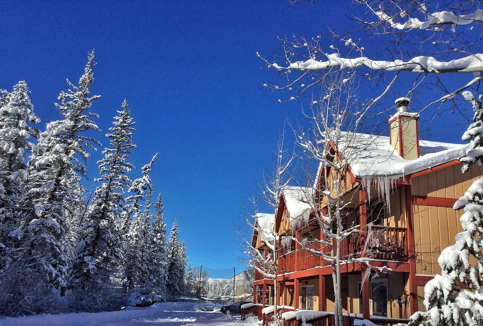 Exterior of Valley Condos in snow