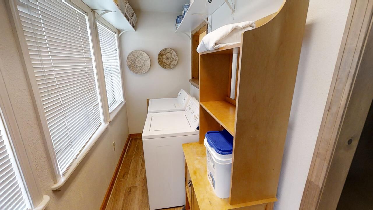 Valley Condo 121 laundry room